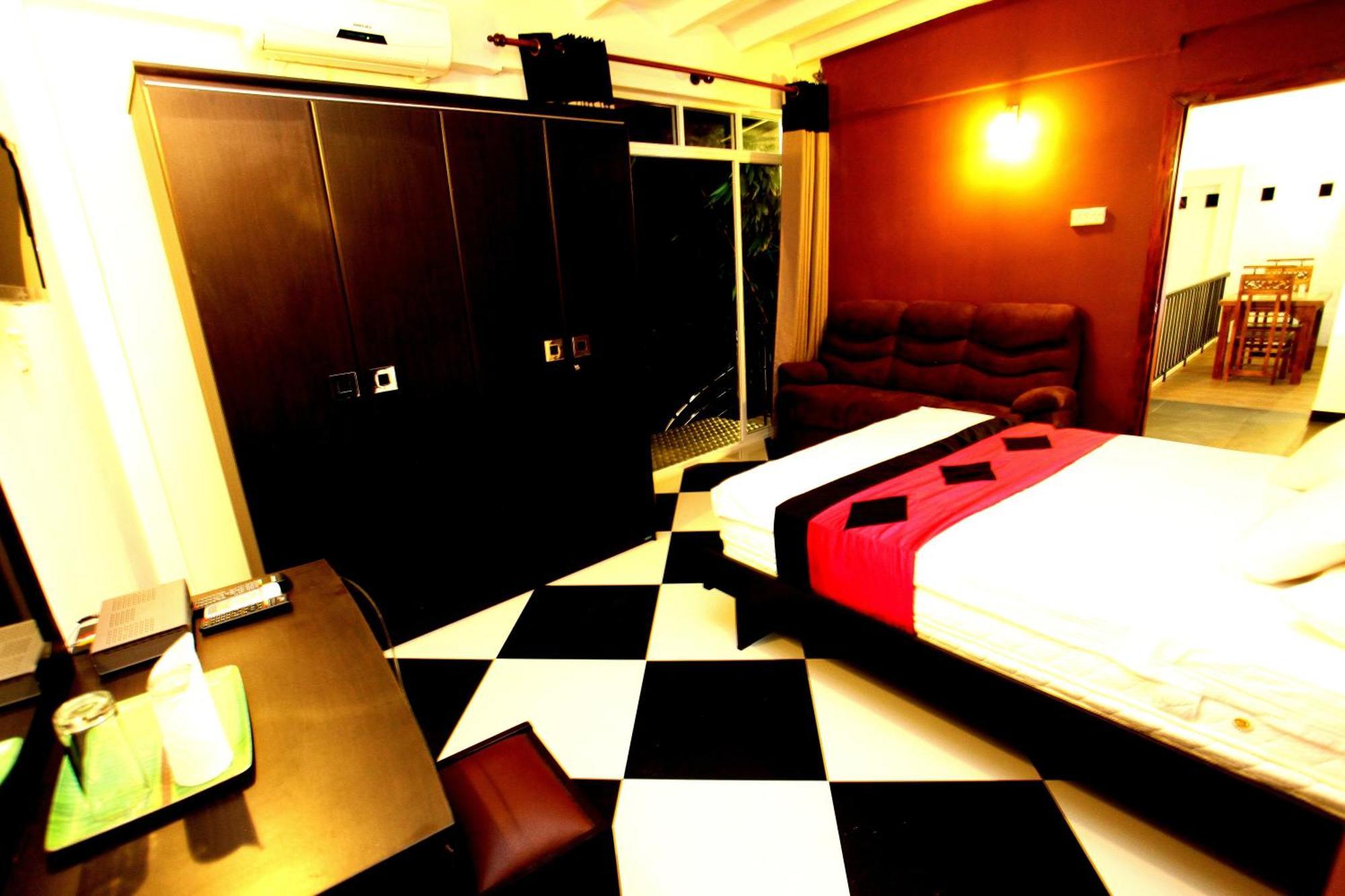 Villa Oak Residencies à Kiribathgoda Chambre photo