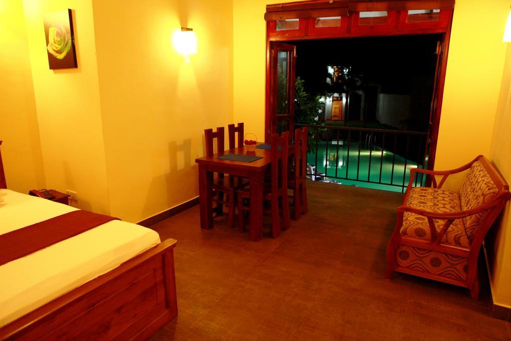 Villa Oak Residencies à Kiribathgoda Extérieur photo